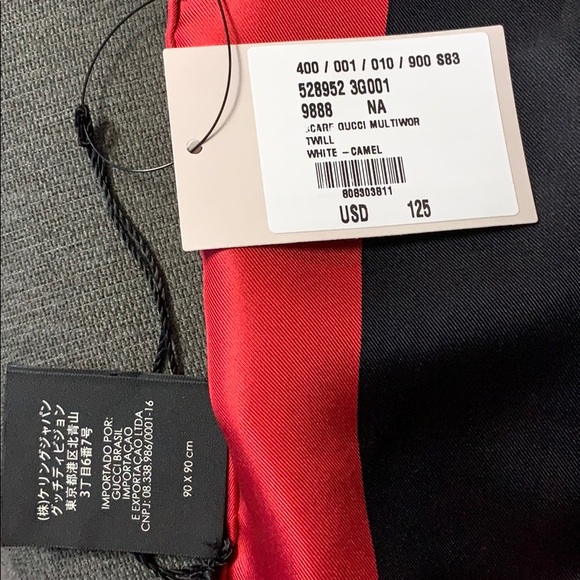 SOLD NWT Red Velvet Small Gucci Marmont bag - Picture 8 of 8